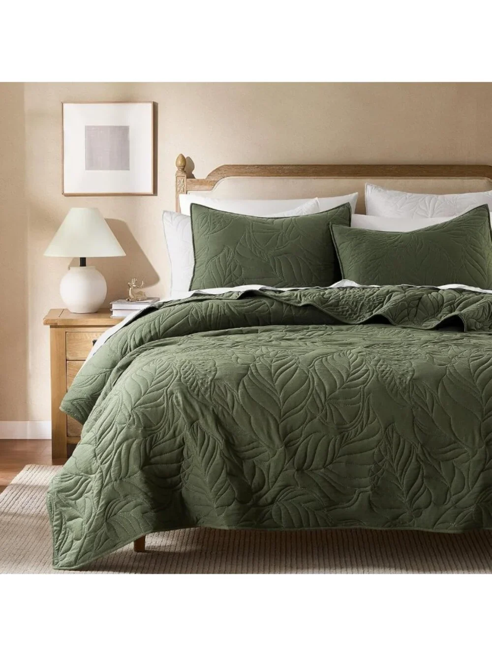 Olive Green King Quilt Set - Soft Lightweight Farmhouse Bedspread, Leaf Pattern